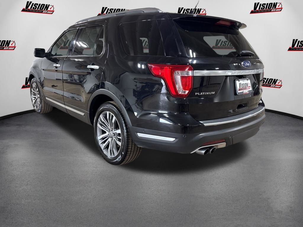 Used 2019  Ford Platinum image 7