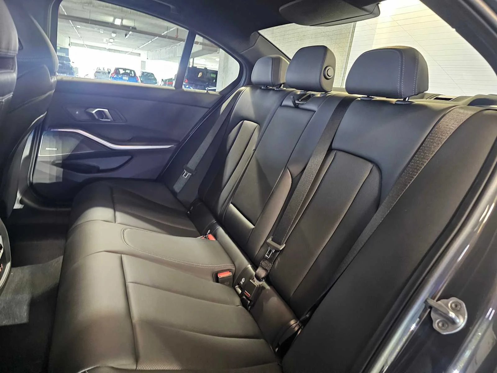New 2026 Dravit Grey Metallic BMW 330i NA xDrive image 29