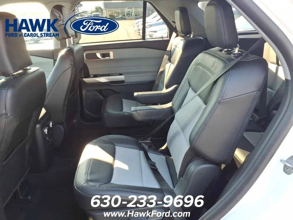 Certified Used 2023 White Metallic Ford XLT image 28