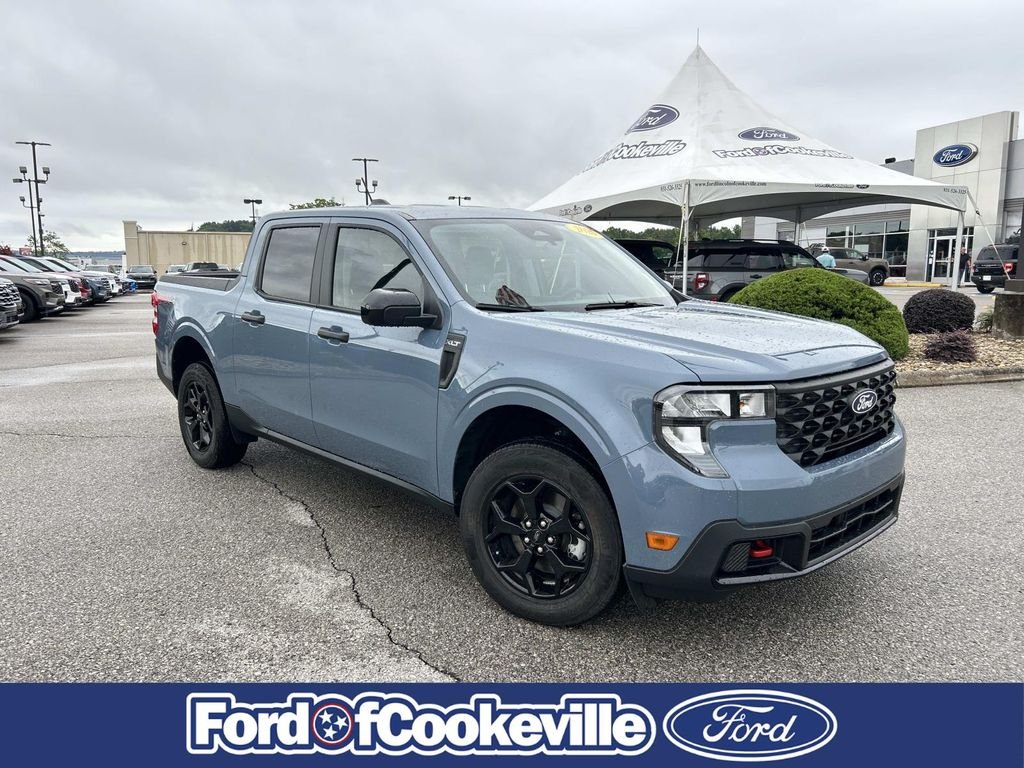 Used 2025 Azure Gray Metallic Ford XLT image 2