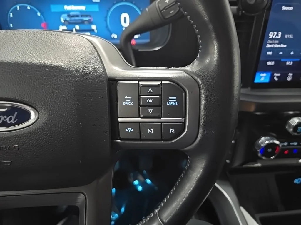 Used 2024 Gray Ford Lariat image 26