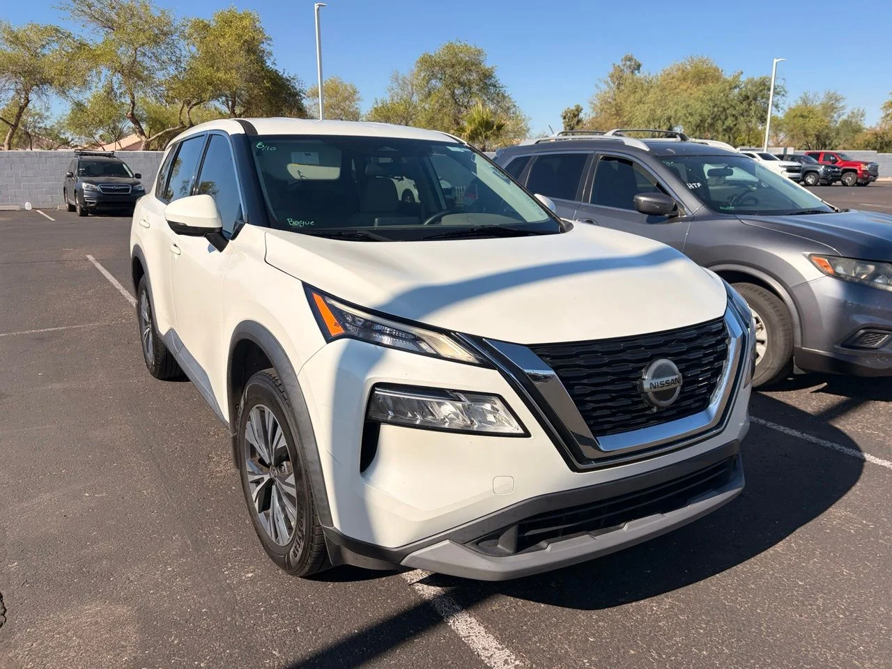 Used 2021 Pearl White Tricoat Nissan SV image 3