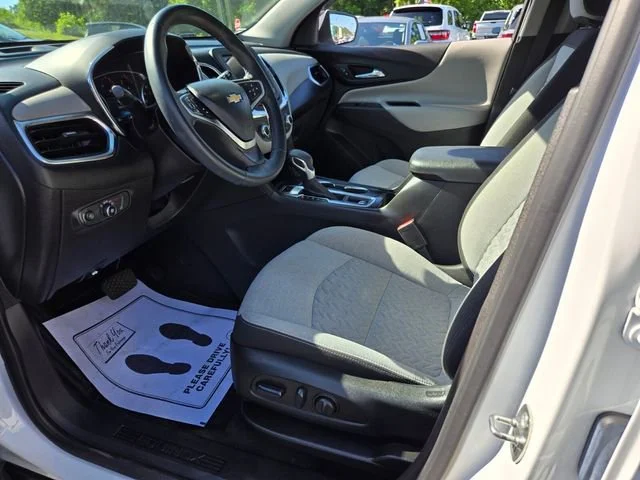 Used 2023 Summit White Chevrolet LT image 11