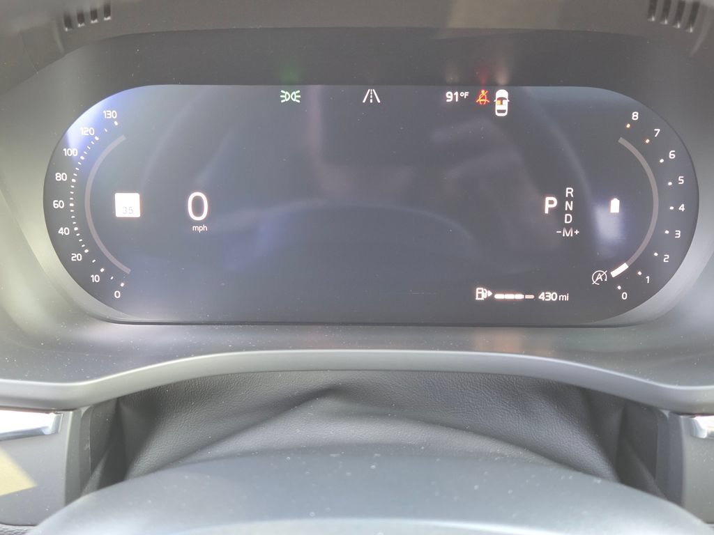 2026 Volvo XC60 Plus - Photo 36
