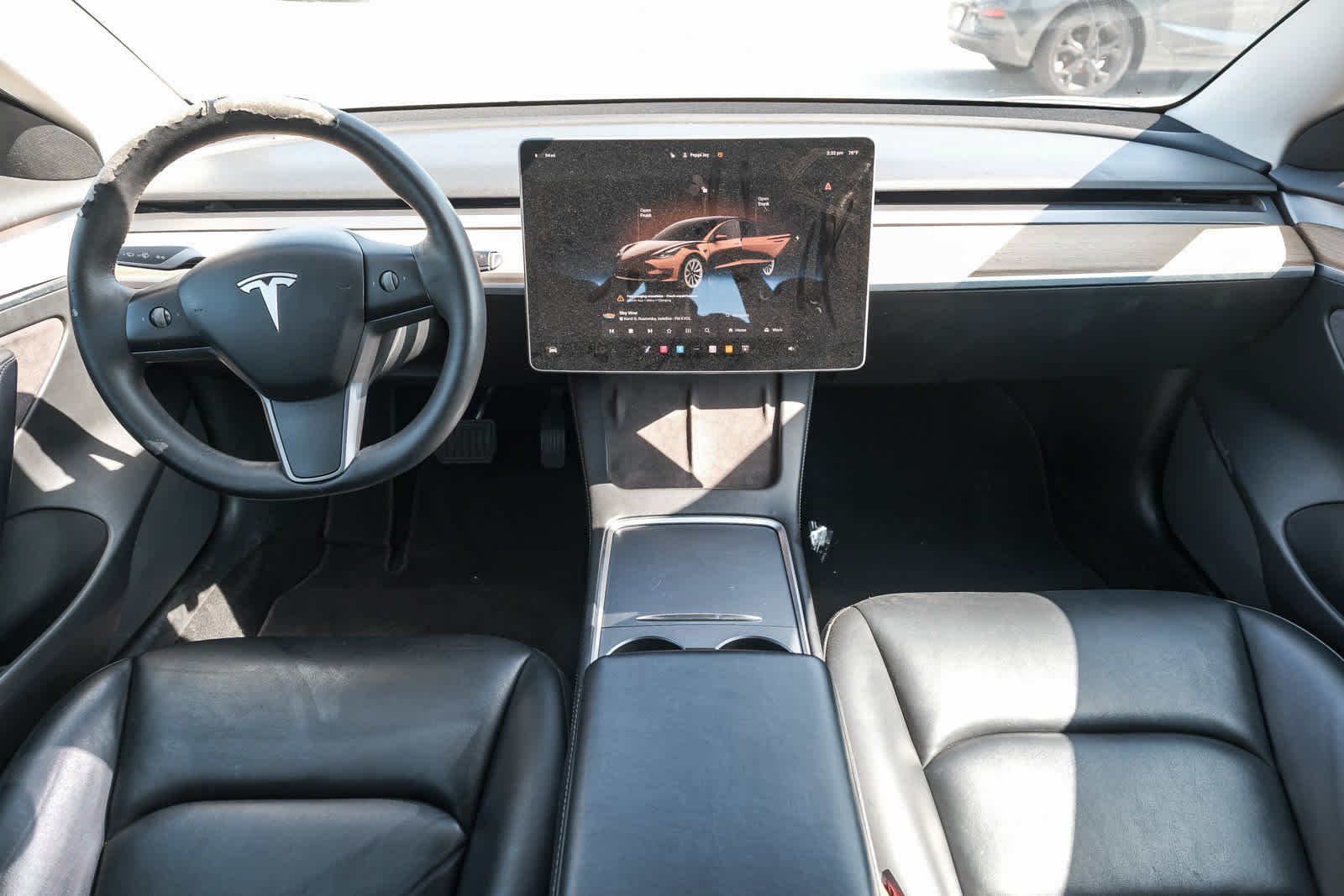 Used 2022  Tesla  image 13
