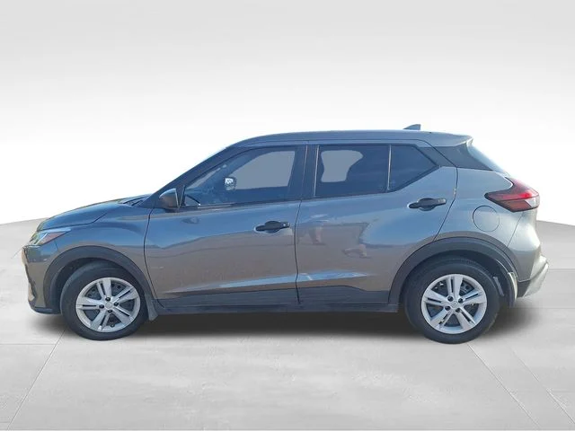 Used 2025 Gray Nissan S image 5