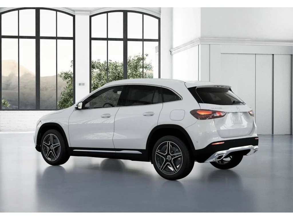 New 2026 White Mercedes-Benz GLA 250 image 30