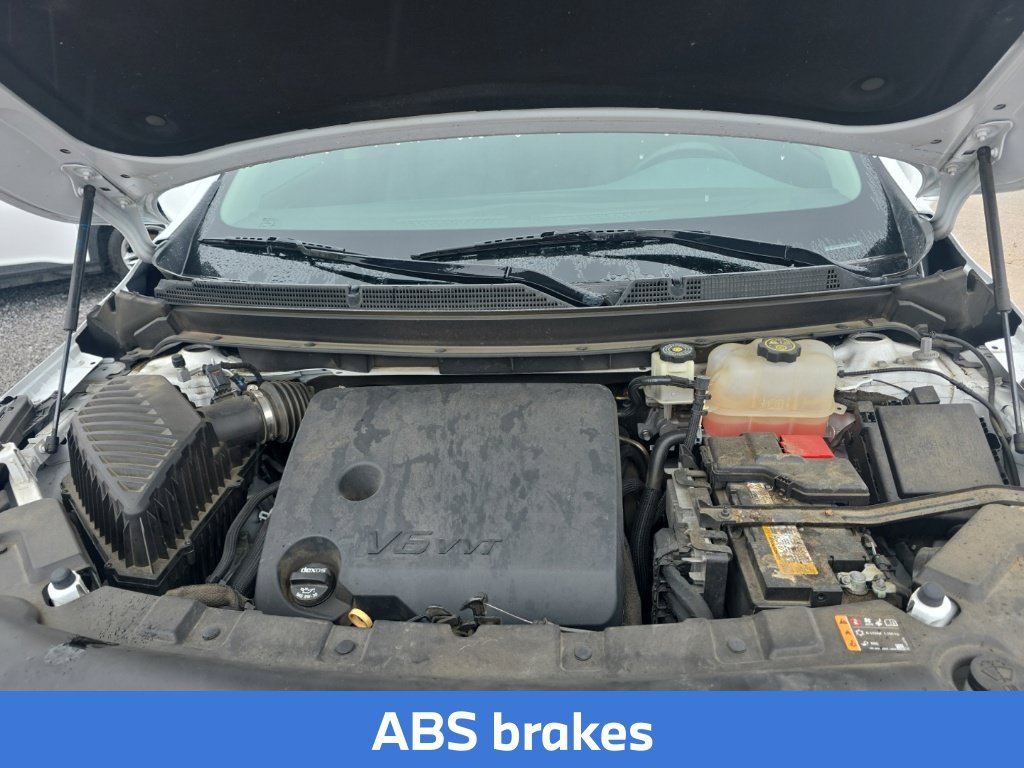 Used 2020 White Buick Essence image 27
