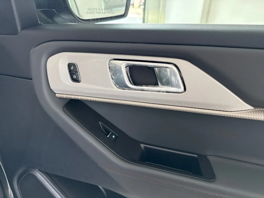 New 2026 Carbonized Gray Metallic Ford Active image 21