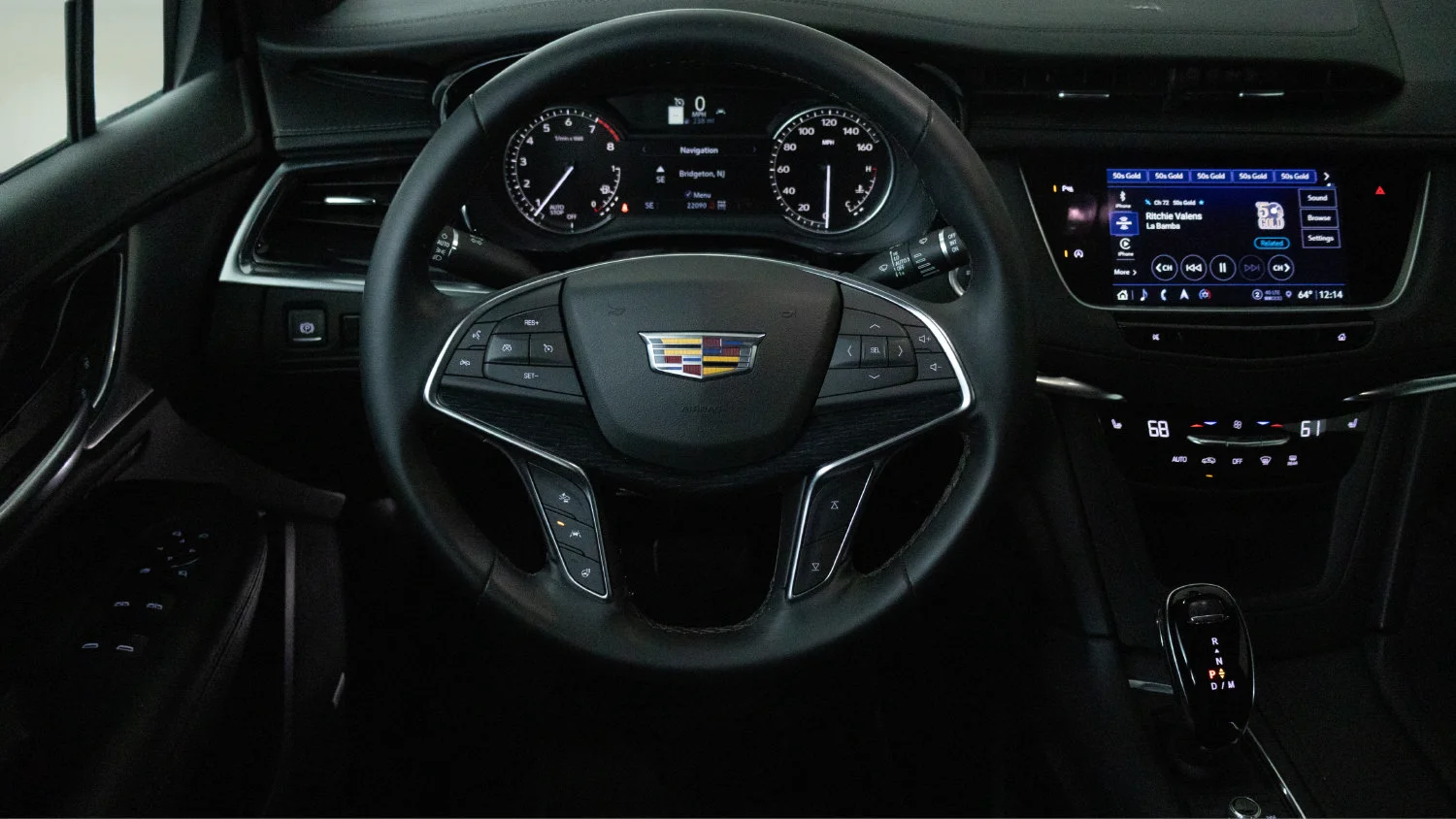 Used 2025 Crystal White Tricoat Cadillac Premium Luxury image 11