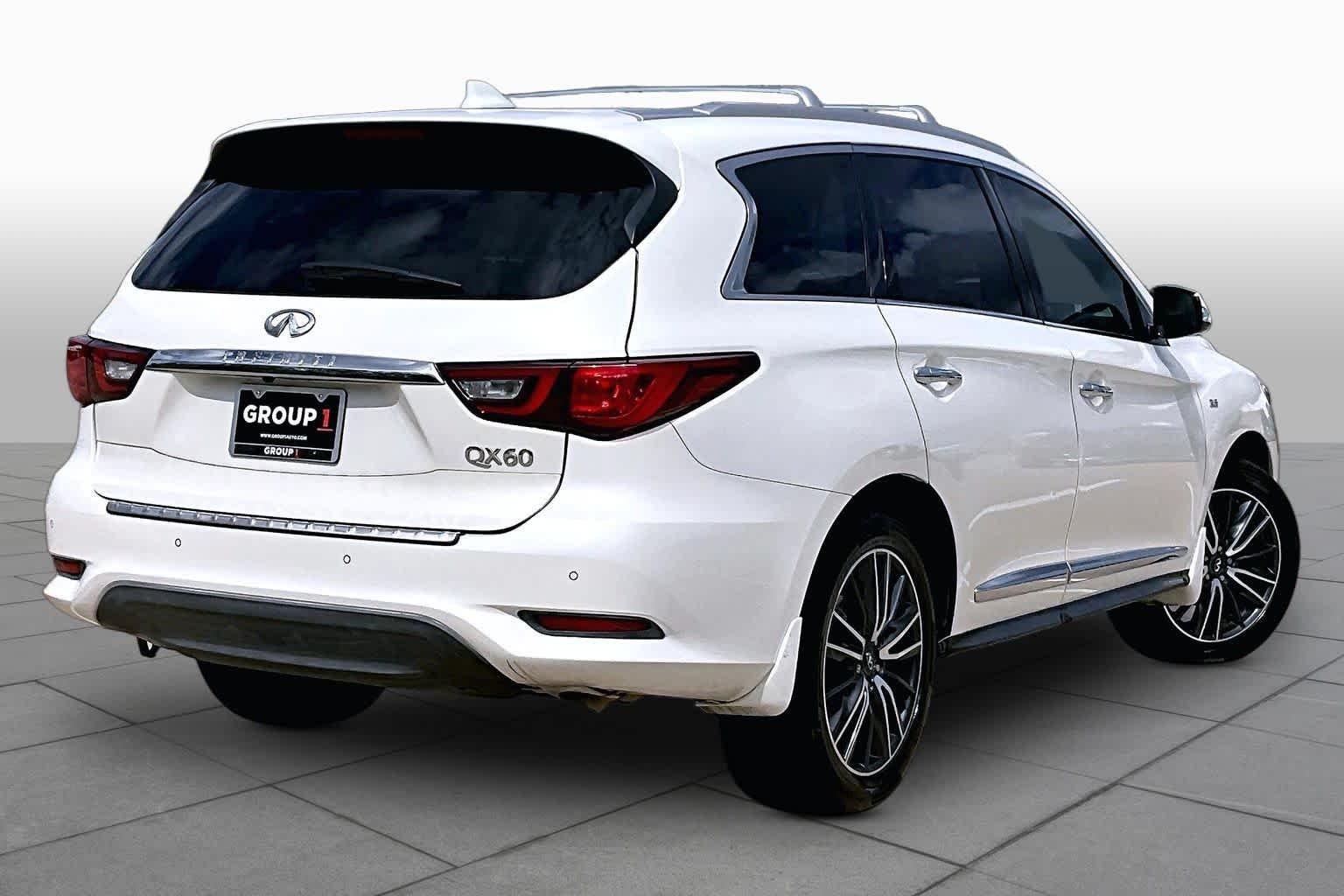 Used 2020 Majestic White INFINITI SIGNATURE EDITION image 13