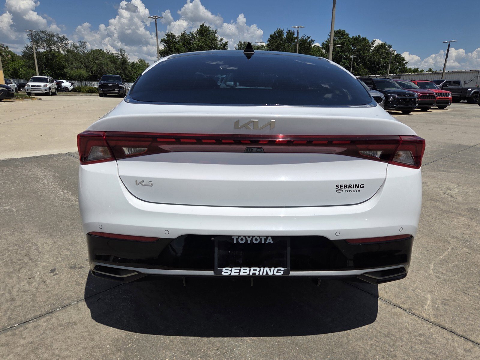 Used 2023 Glacial White Pearl Kia EX image 7