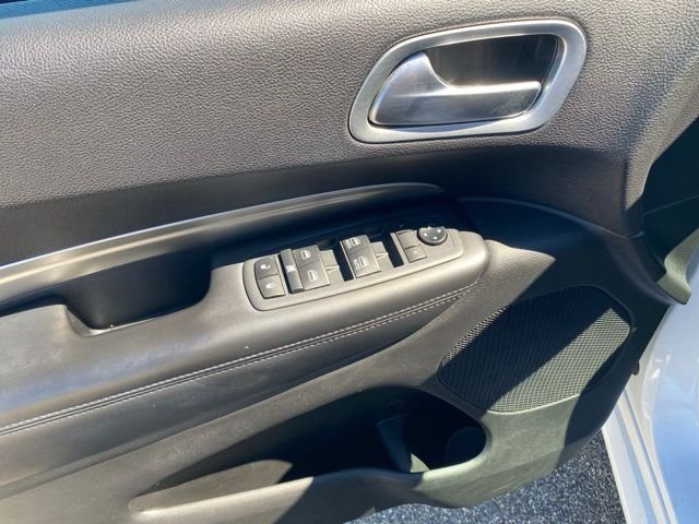 Used 2020 White Dodge SXT Plus image 11