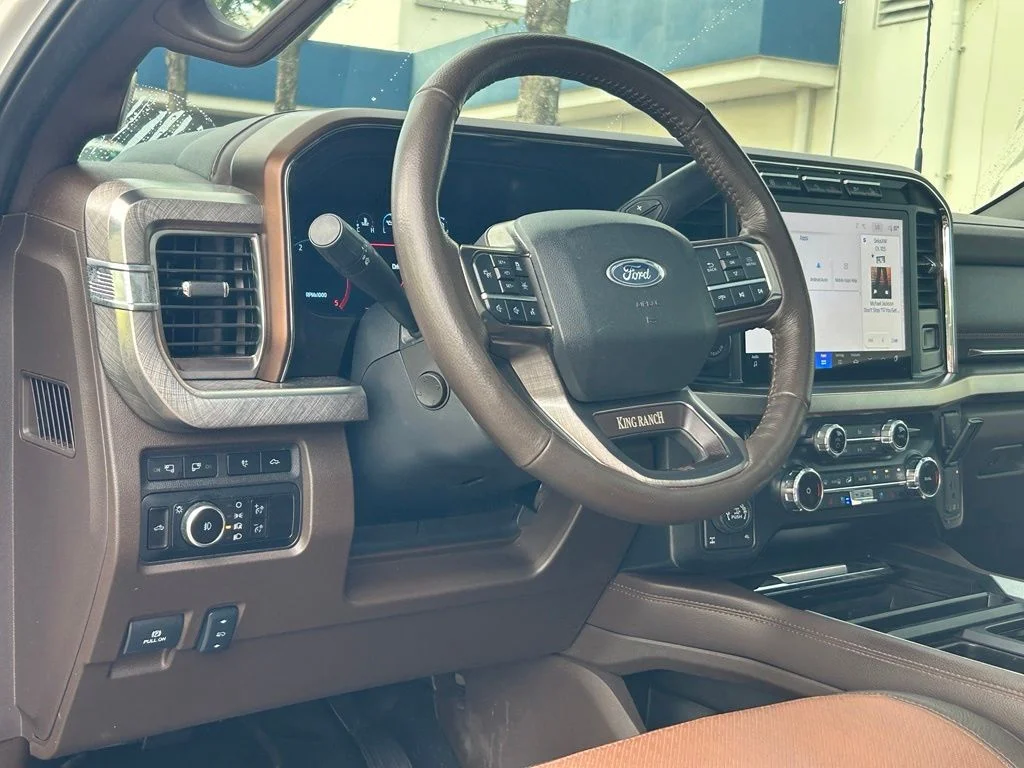 Used 2024 White Metallic Ford King Ranch image 38