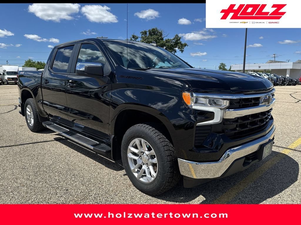 Used 2023 Black Chevrolet LT image 8