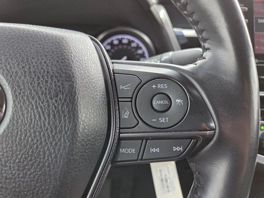 Used 2023 Silver Toyota SE image 13