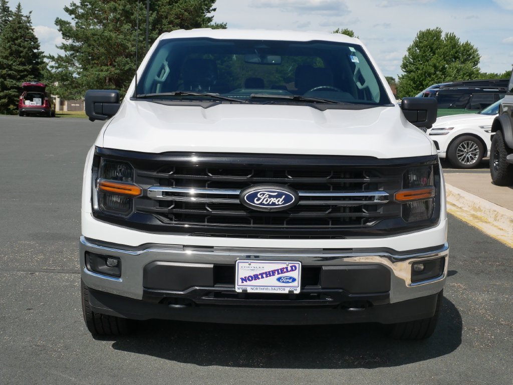 Used 2024 White Ford XLT image 3