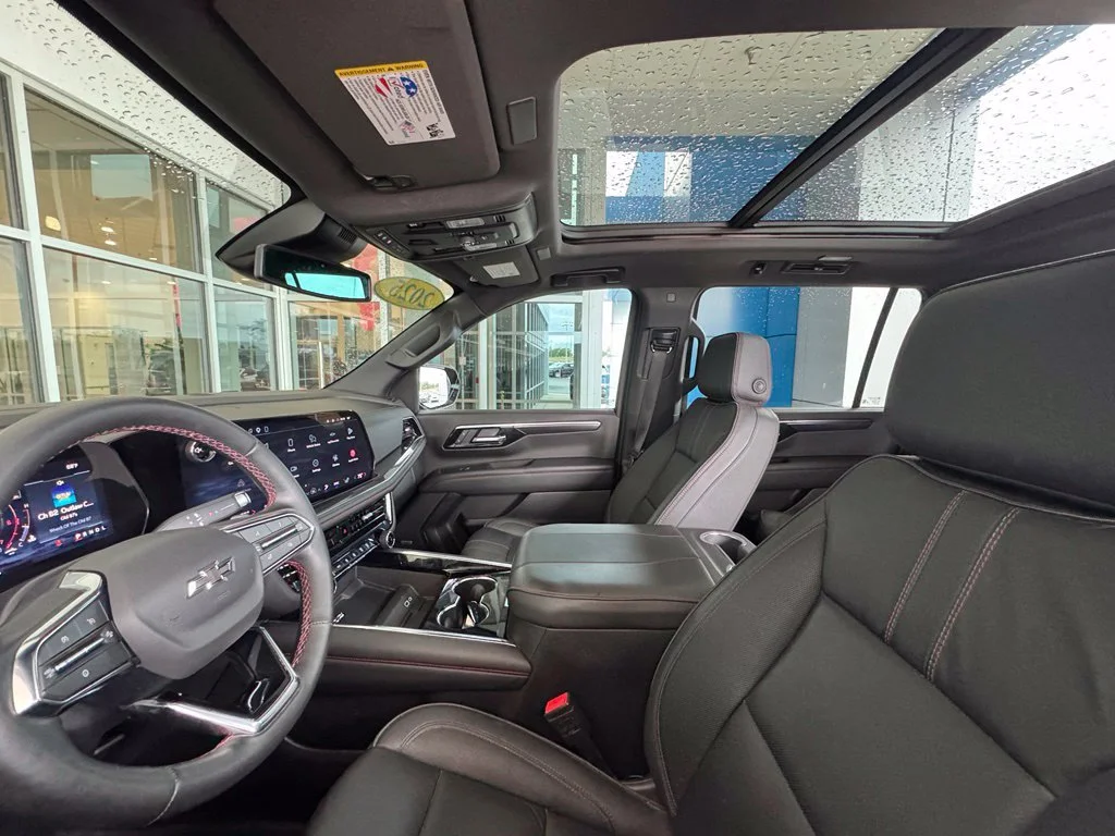 Used 2025 Black Chevrolet RST image 21