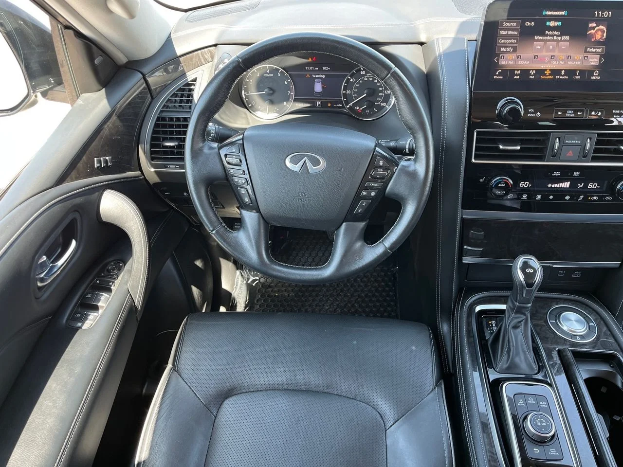 Used 2022 Liquid Platinum INFINITI Luxe image 13