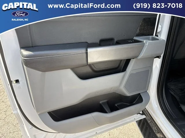 Used 2023 White Ford XLT image 17