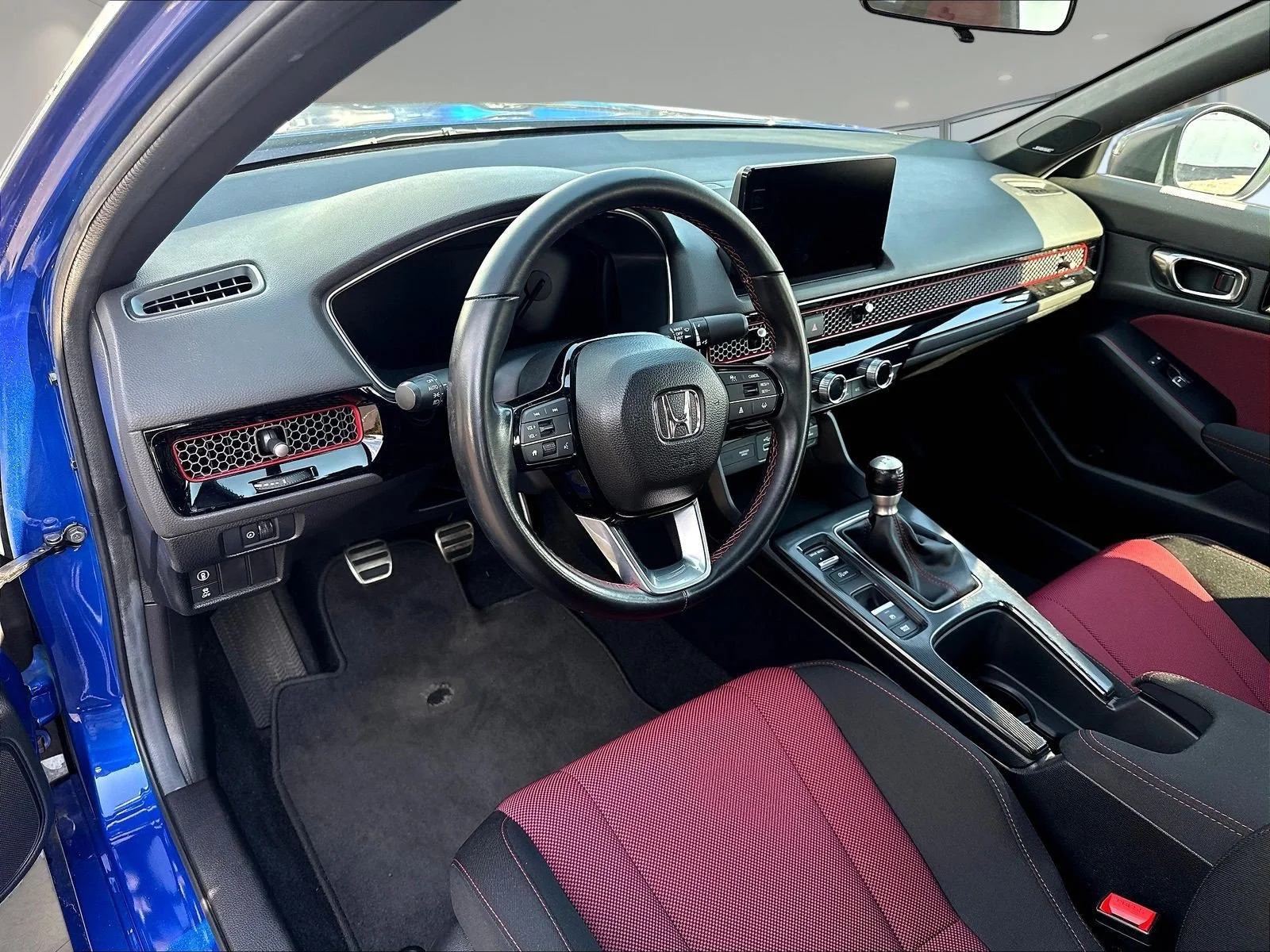 Used 2024 Aegean Blue Metallic Honda Base image 17