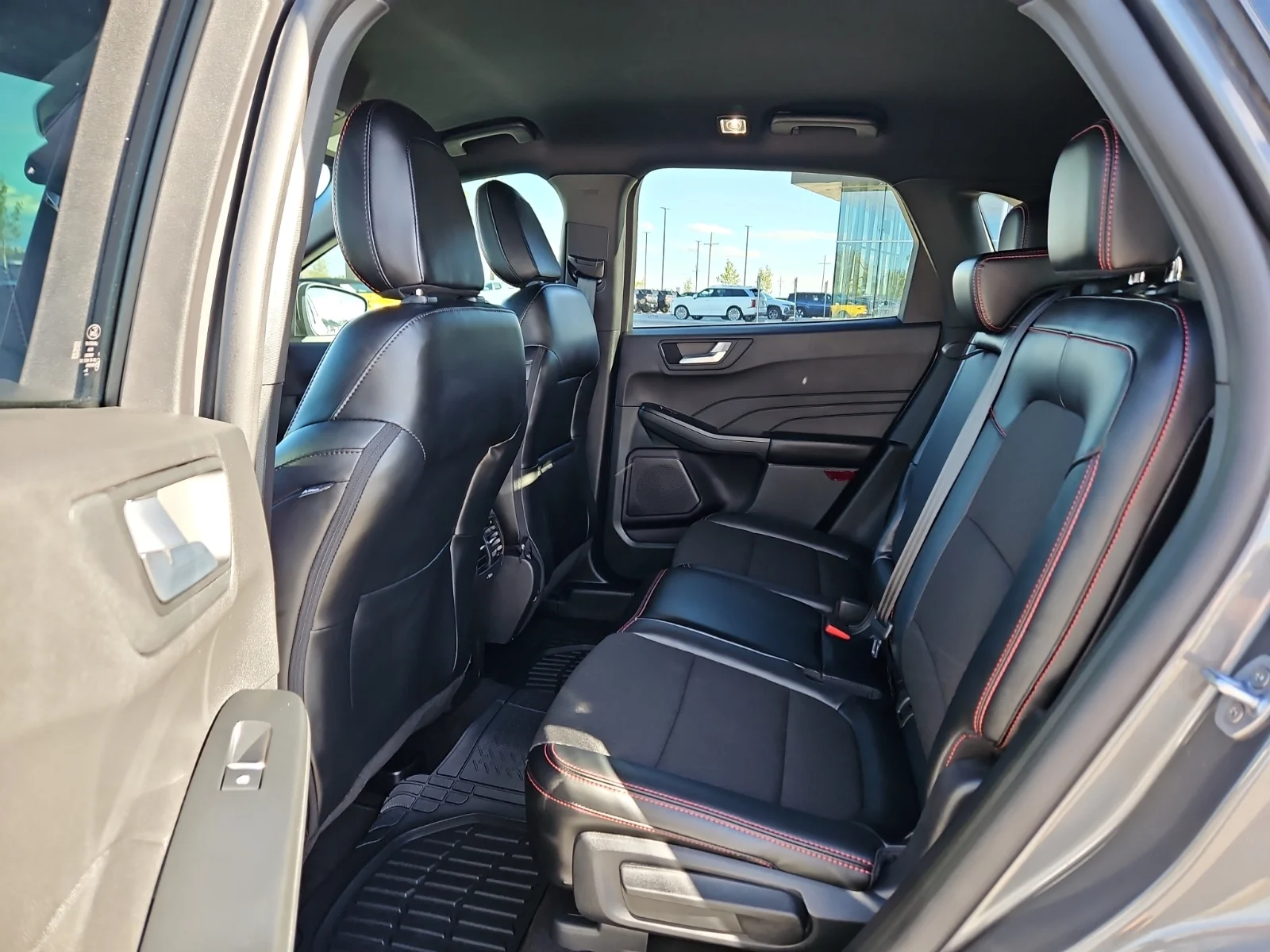 Used 2025 Carbonized Gray Metallic - M7 Ford ST-Line image 11