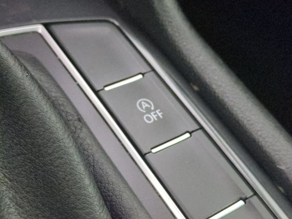2020 Volkswagen Tiguan SE - Photo 28