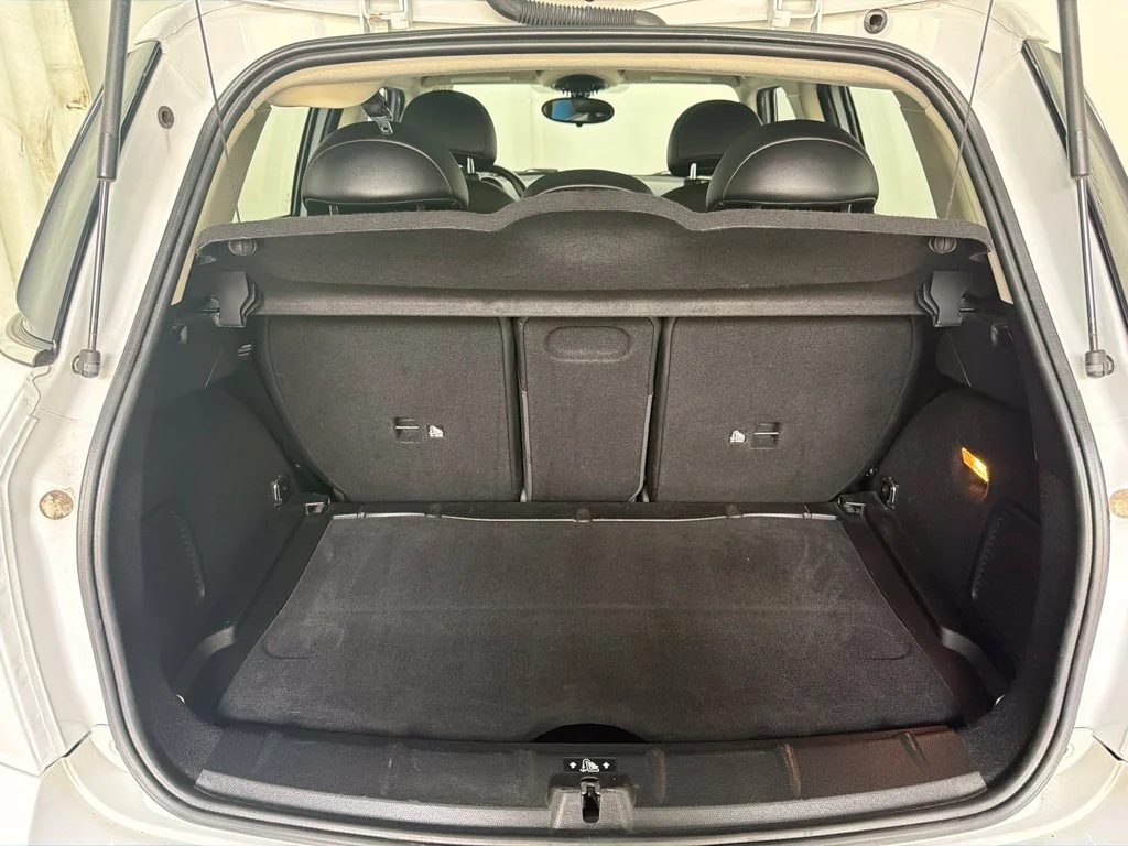 Used 2015 White MINI Base image 13