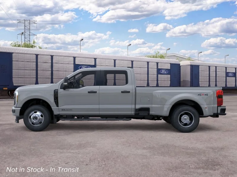 New 2026 Avalanche Ford F-350® XL image 3