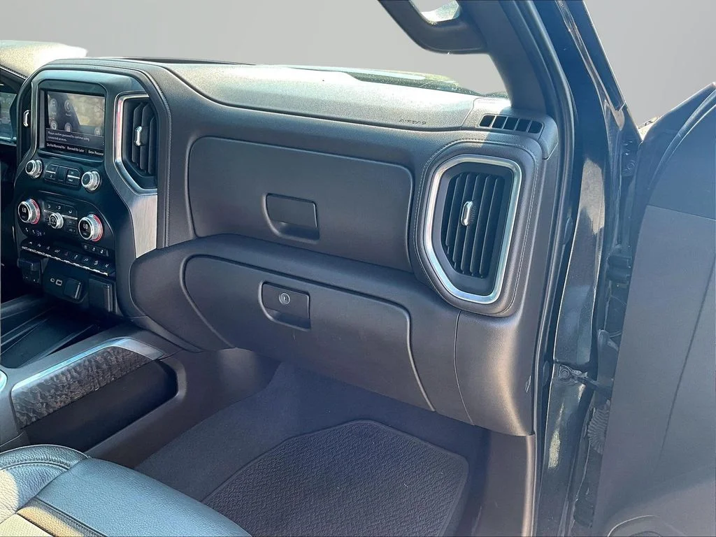 Used 2020 Black GMC Denali image 17