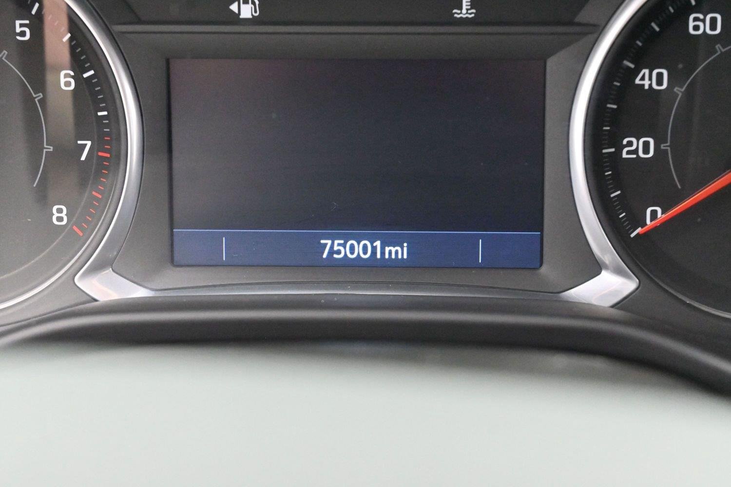 Used 2021 SUMMIT WHITE GMC AT4 image 21
