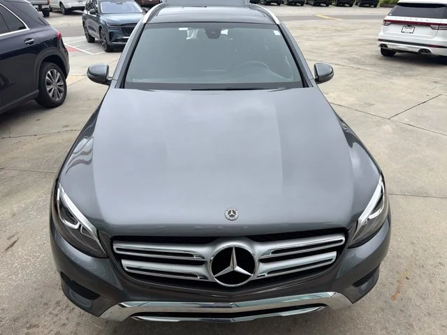 Used 2019 Gray Mercedes-Benz GLC 300 image 2