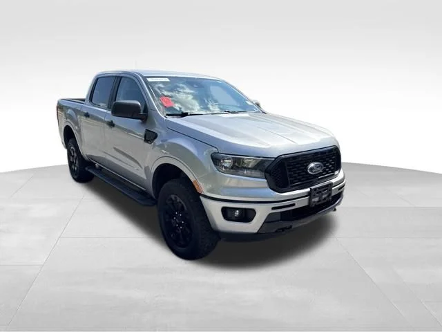 Used 2020 Silver Ford XLT image 4