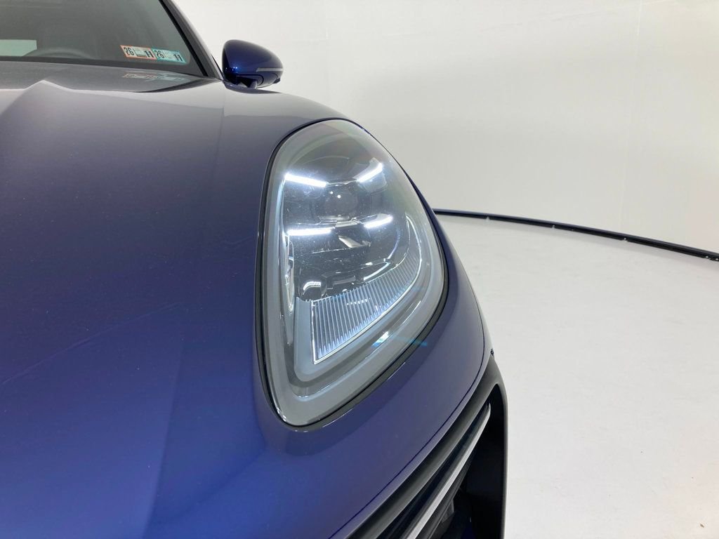 2026 Porsche Macan S - Photo 35