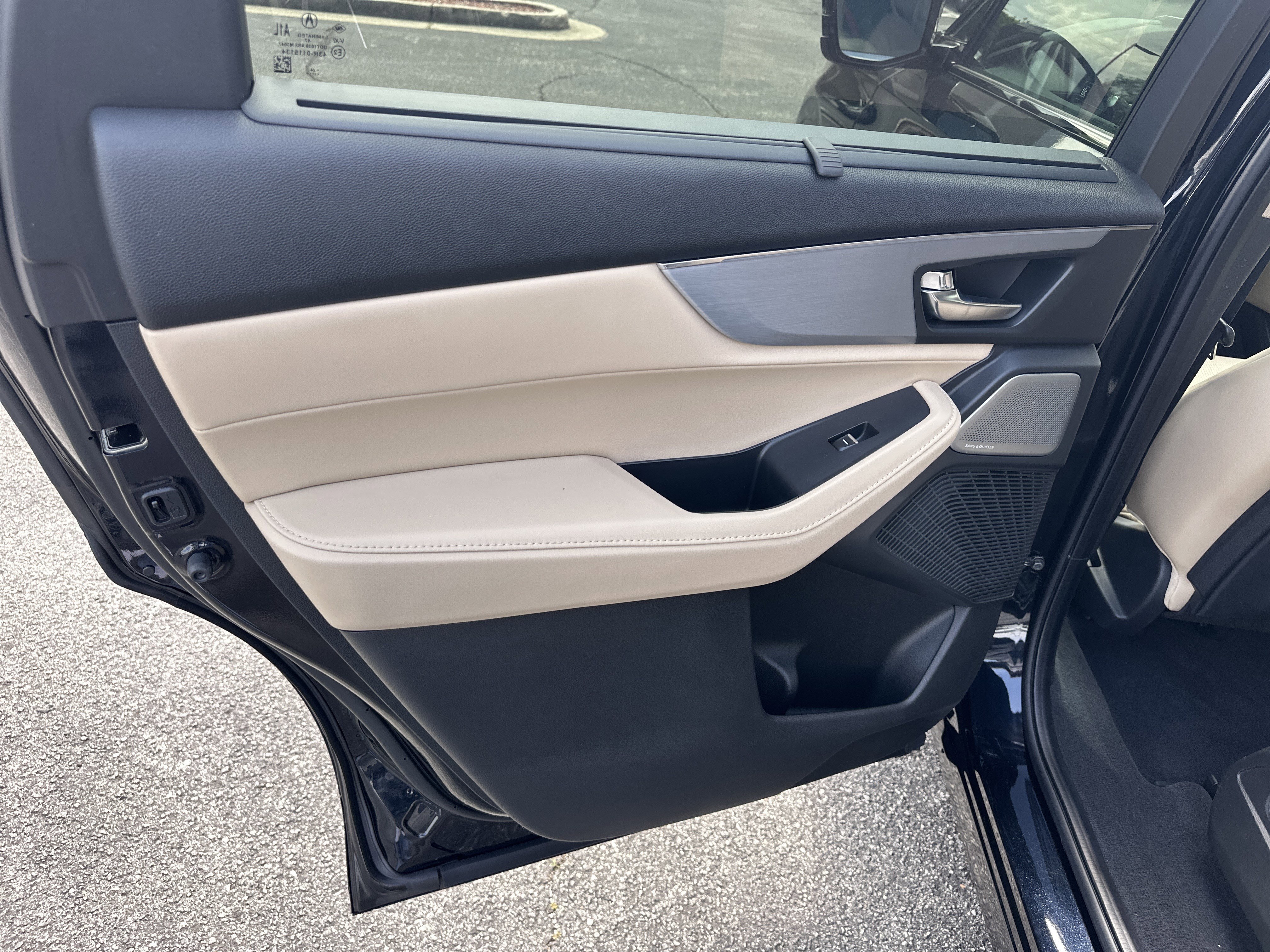 Used 2025 Majestic Black Pearl Acura w/Technology Package image 26