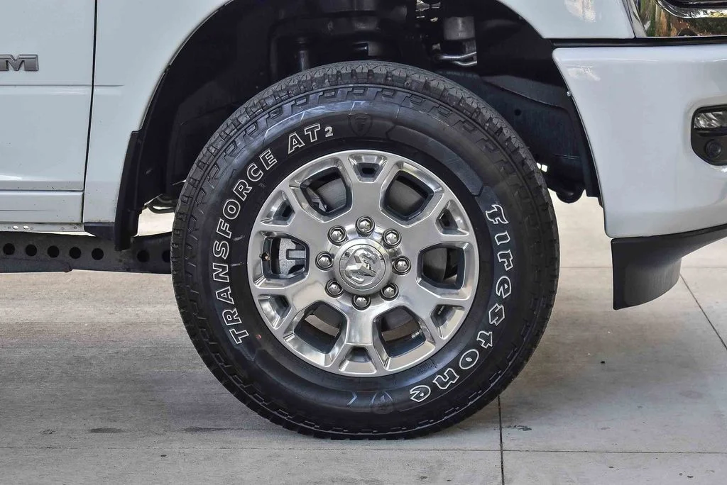 Used 2024 White Ram Laramie image 12