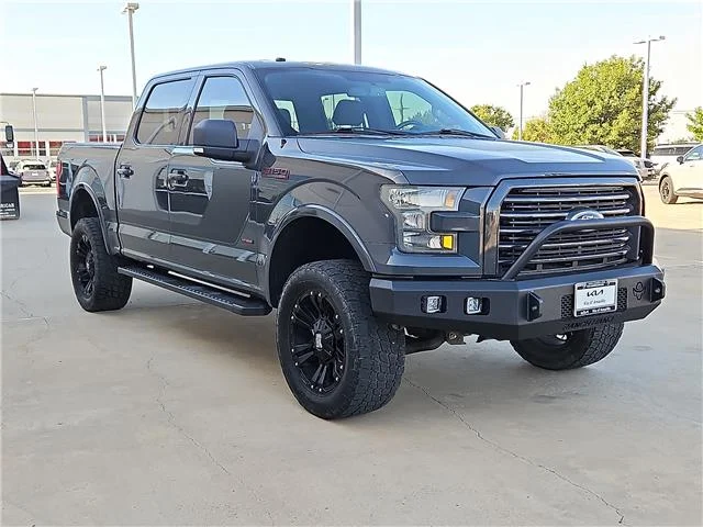 Used 2016 Lithium Gray Ford XLT 4x4 SuperCrew Cab Styleside 5.5 ft. box 145 in image 3