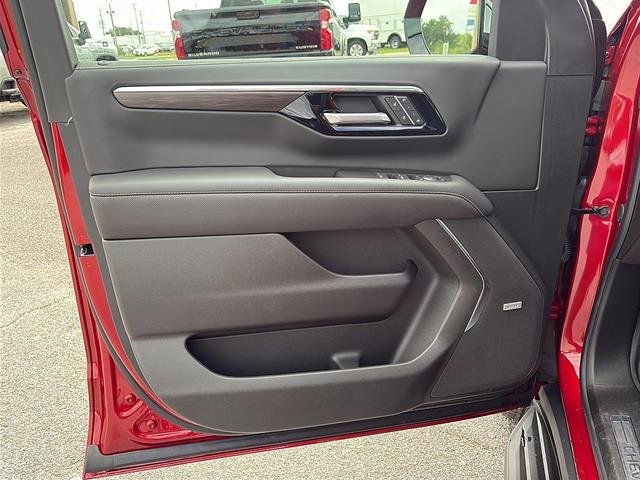 2027 Chevrolet Suburban Premier - Photo 23