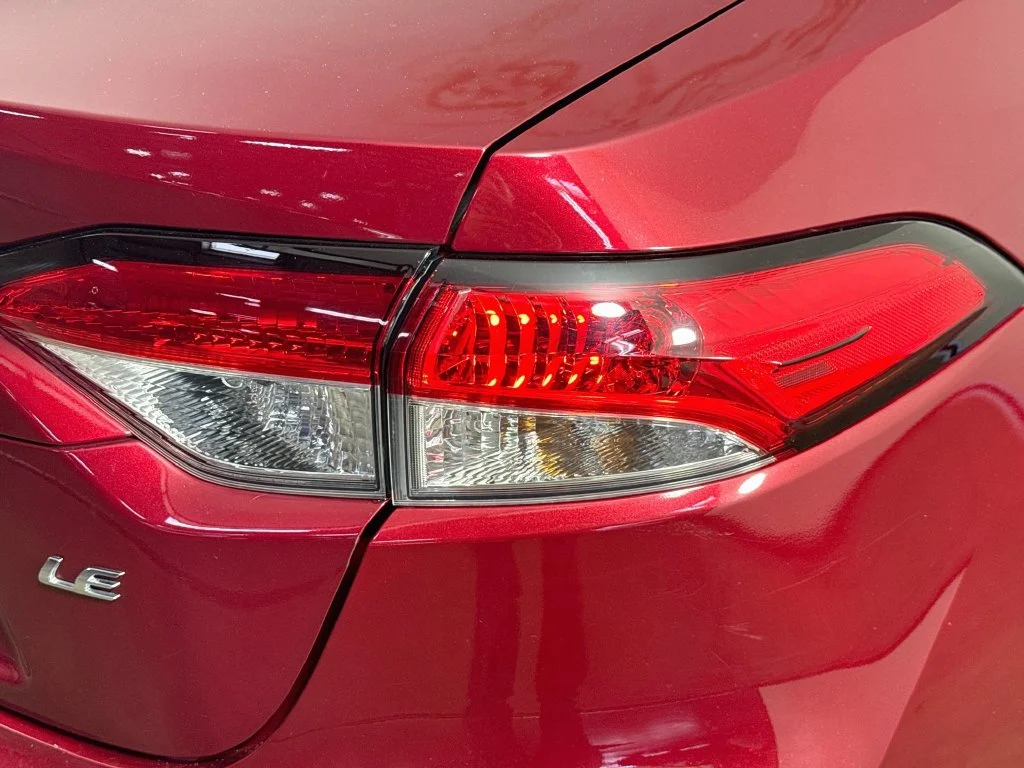 Used 2022 Red Toyota LE image 27