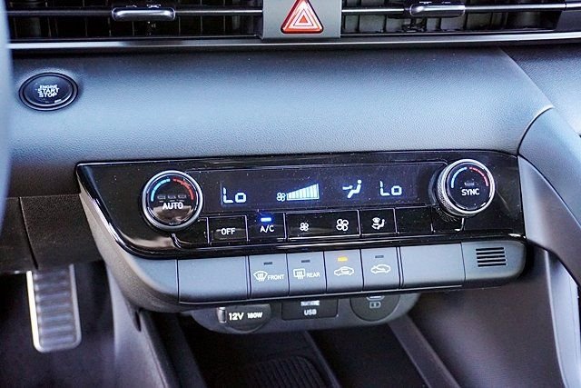 Used 2026 Gray Hyundai SEL Sport image 25