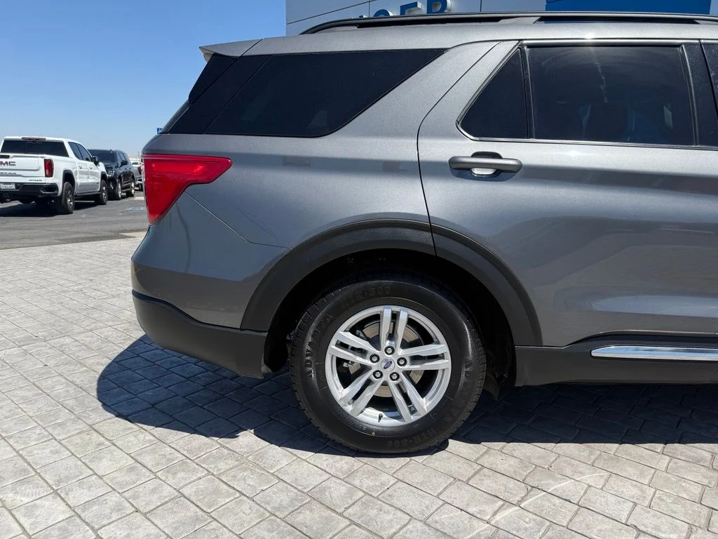 Used 2023 Gray Ford XLT image 13