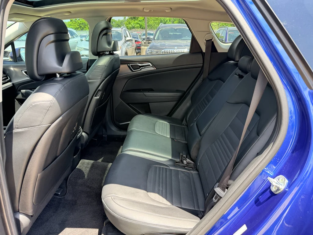 Used 2023 Sapphire Blue Kia SX-Prestige image 25