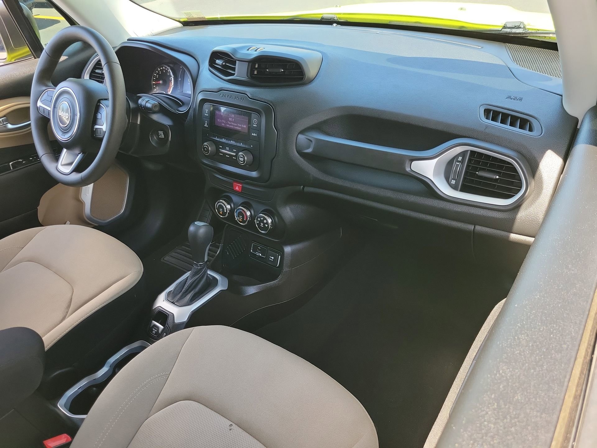 Used 2017 Hypergreen Clearcoat Jeep Sport image 13
