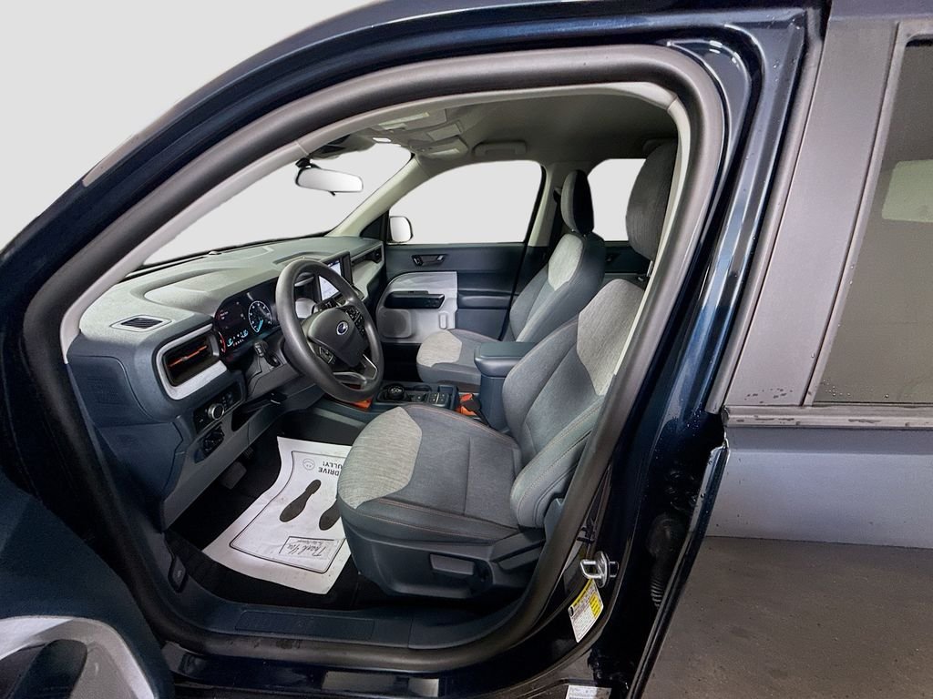 Used 2022 Alto Blue Tinted Clearcoat Metallic Ford XLT image 14