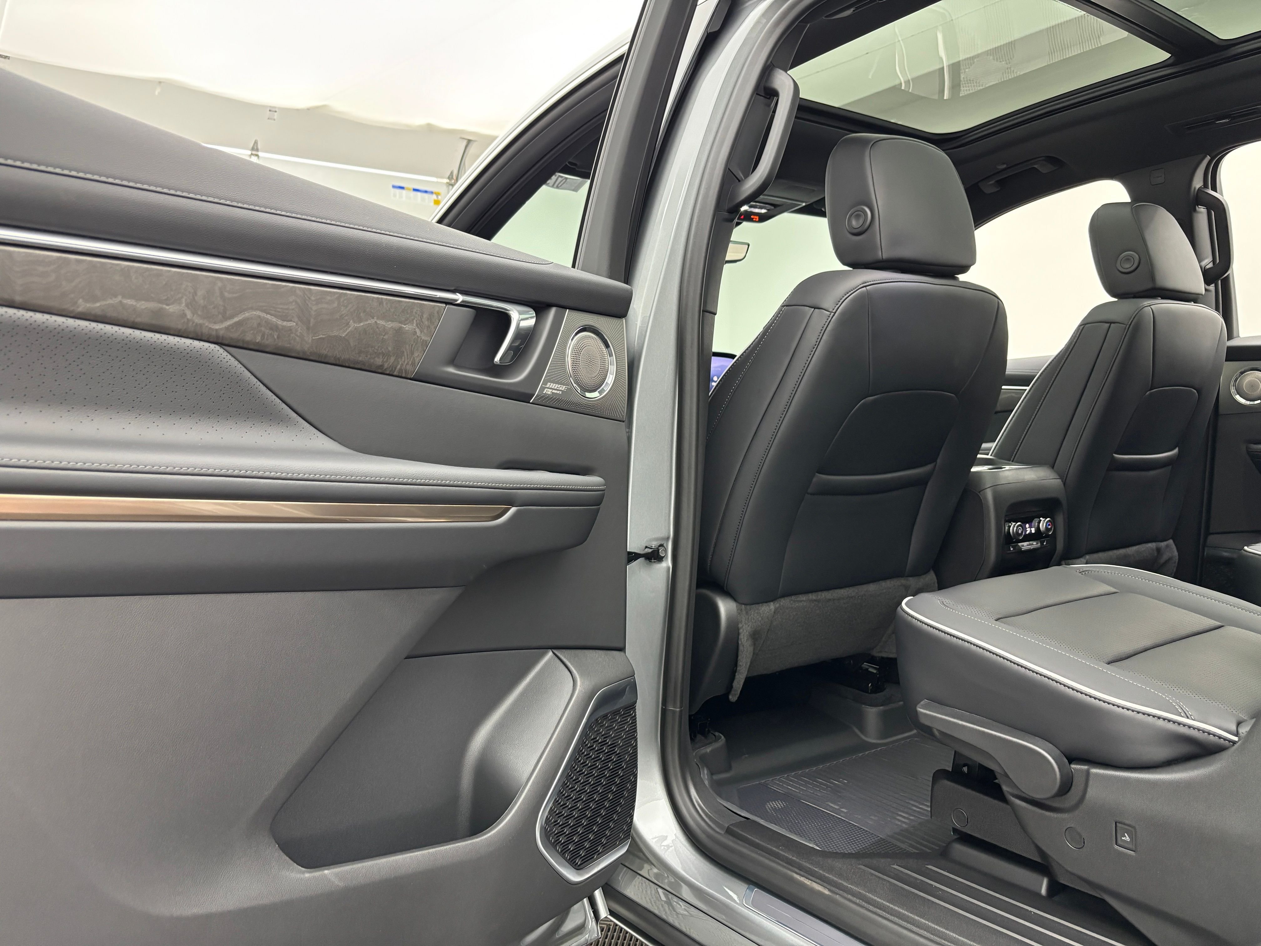New 2026 Moonstone Gray Metallic Buick Avenir image 45