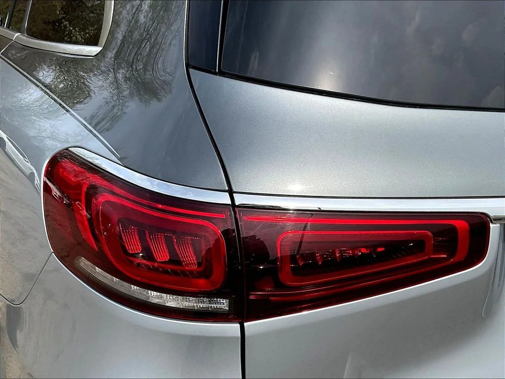 Used 2023 Cirrus Silver Metallic Mercedes-Benz Maybach GLS 600 image 23