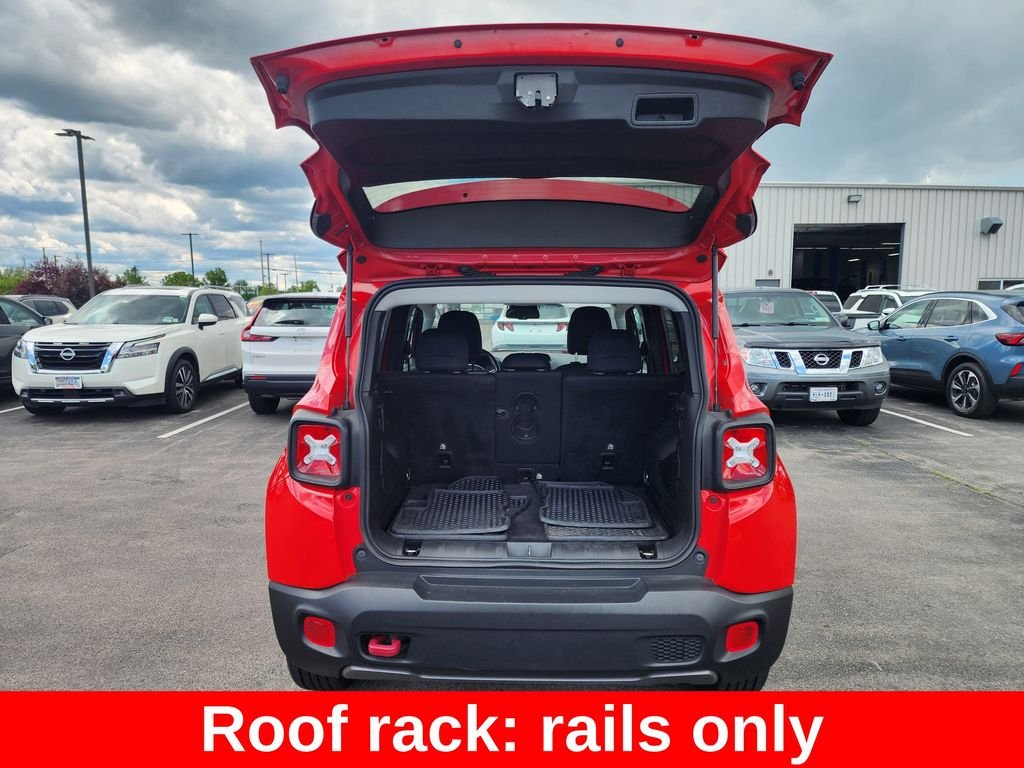 Used 2021 Red Jeep Trailhawk image 14
