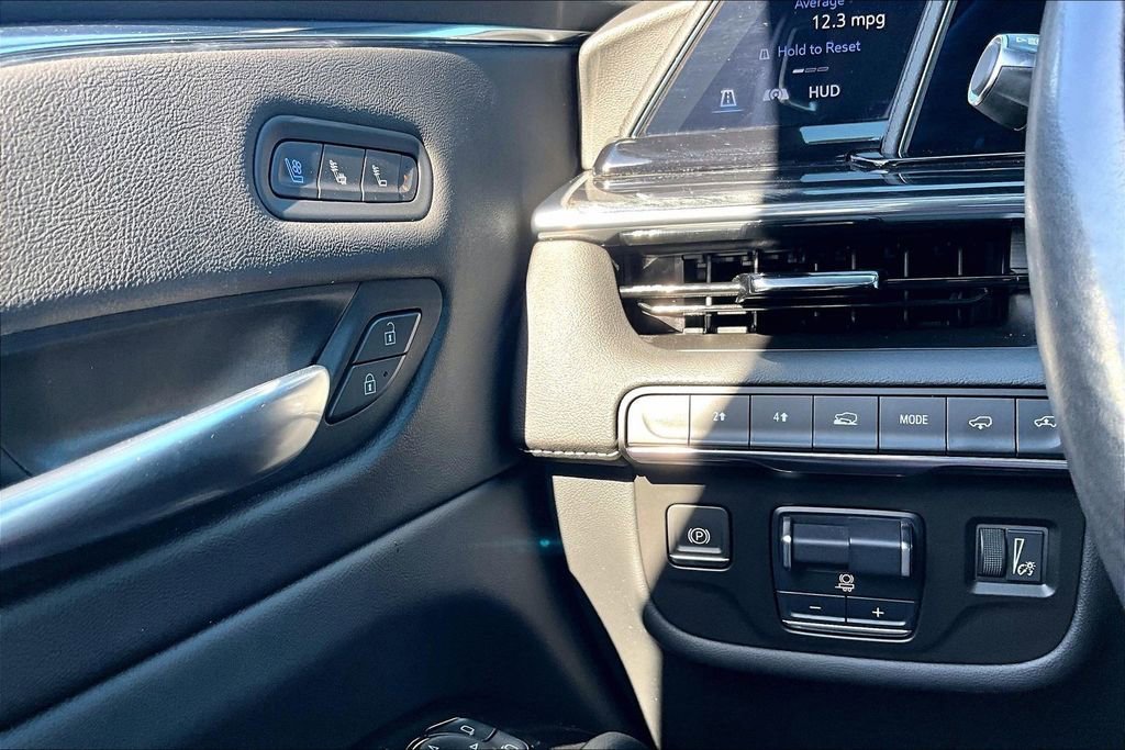 2024 Cadillac Escalade Sport - Photo 24