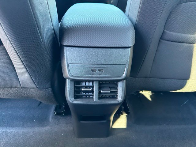 2027 Chevrolet Equinox LT - Photo 26