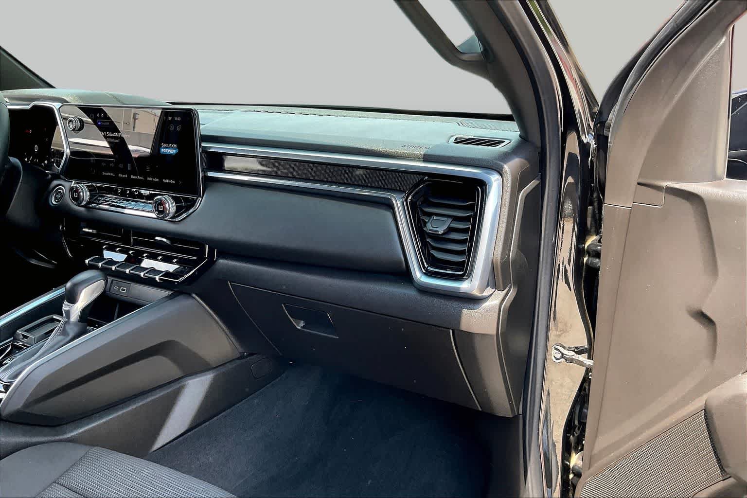 Used 2025 Onyx Black GMC 2WD Elevation image 18